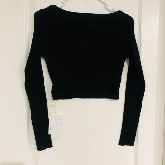 Commense Women's Long Sleeve Crew Neck Crop Shirt Top Black Size Medium NWT - Picture 5 of 6